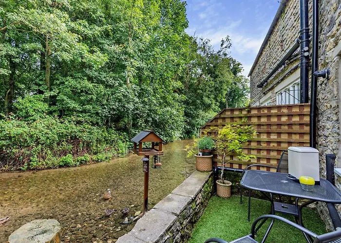 2 Bed In Pickering Oc-88971 *